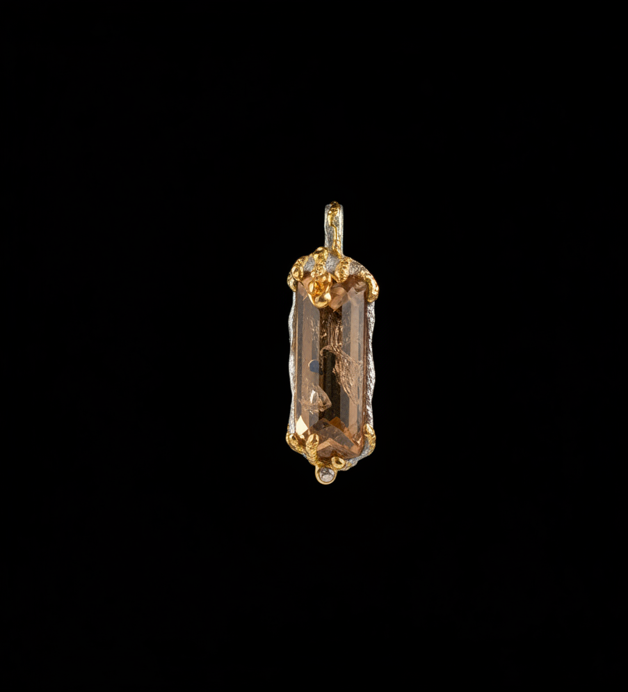 Golden Topaz Anhänger mit gelben Saphire