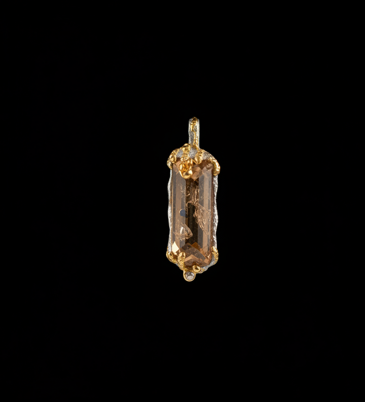 Golden Topaz Anhänger mit gelben Saphire