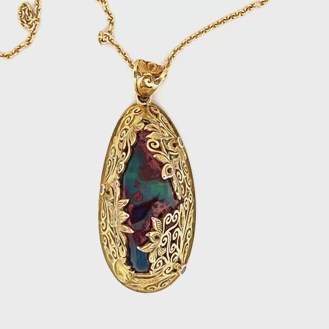 18K Gold Anhänger mit Schwarzem Opal & Diamanten